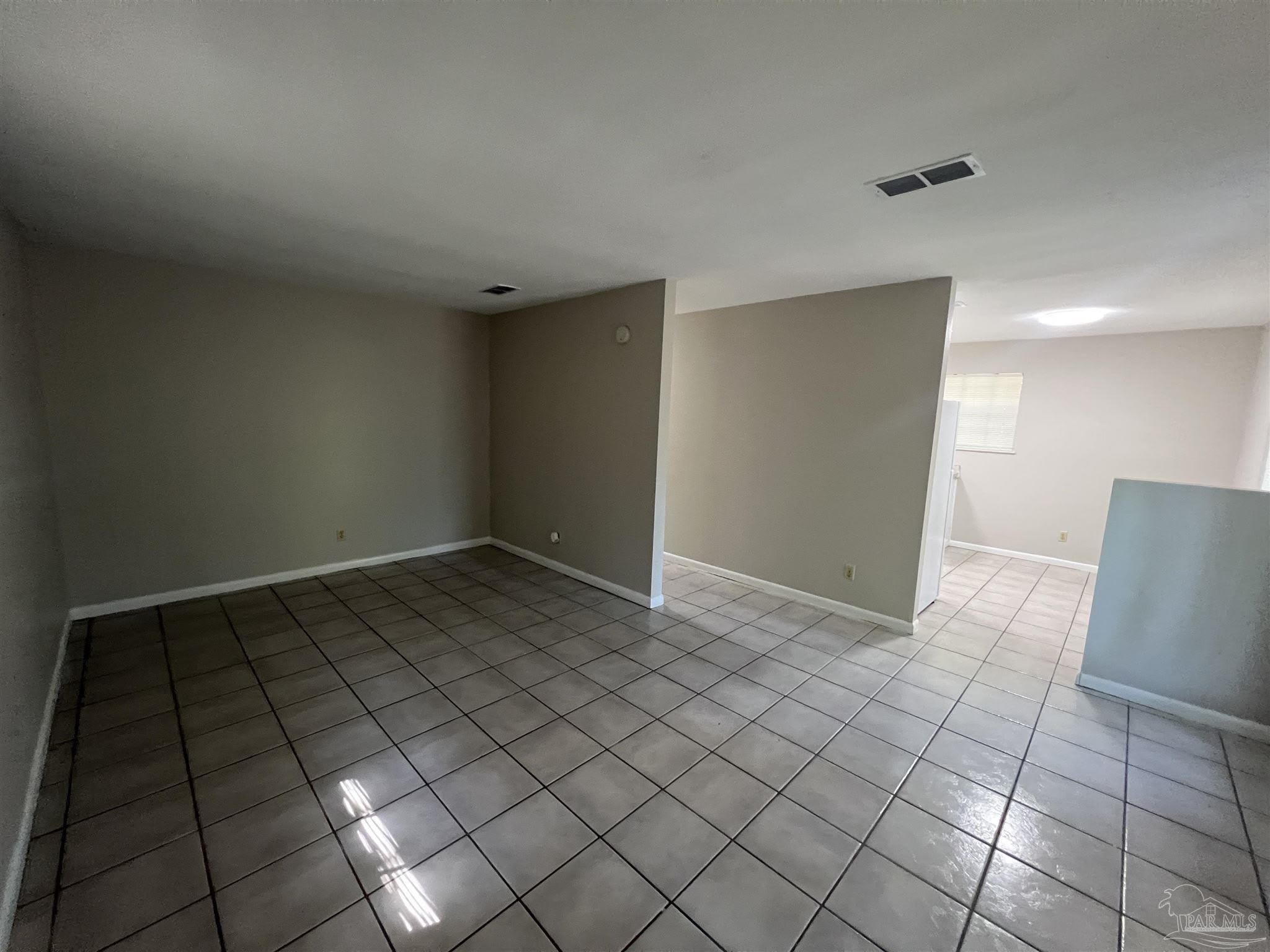 5859 Mapleton St – photo 5