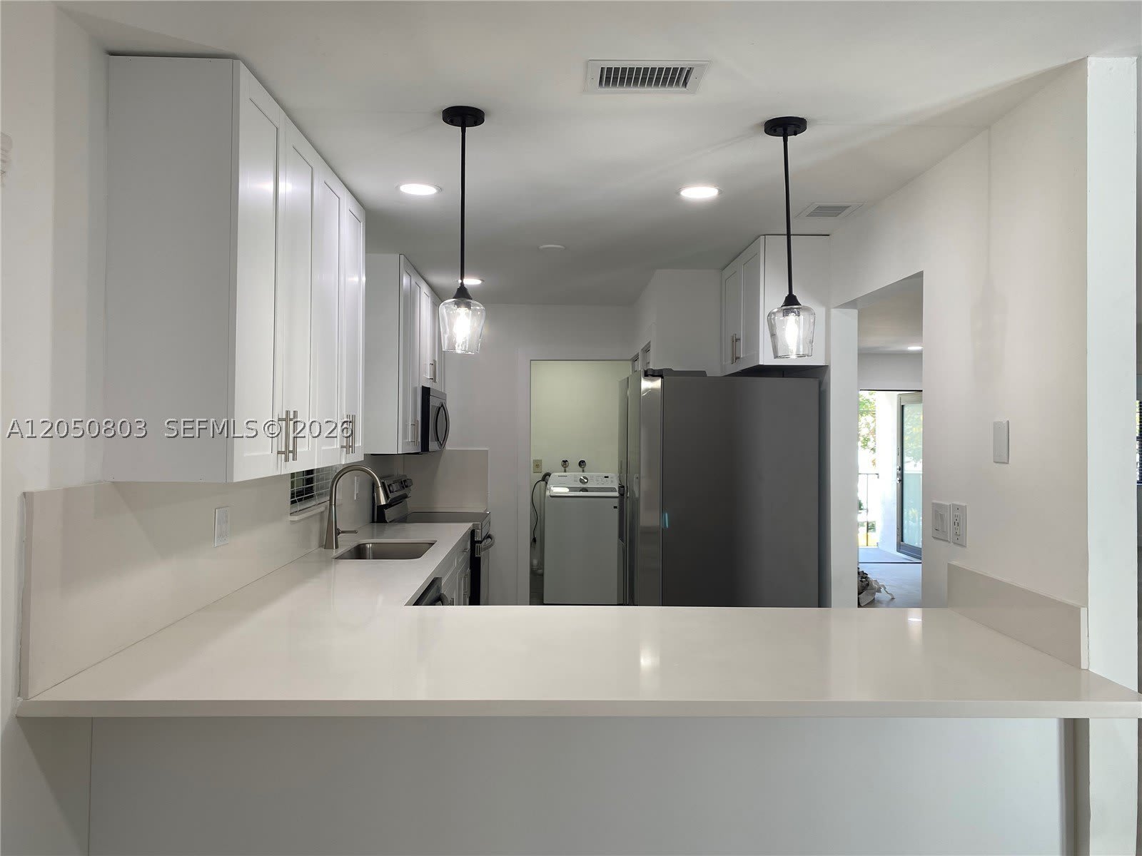 3626 Sw 16Th St – photo 4