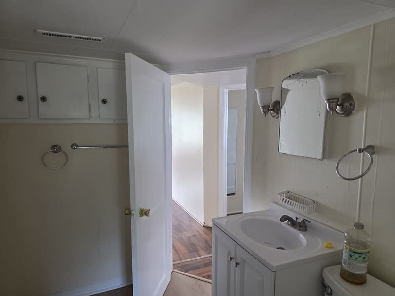 205 Haussauer Road – photo 5