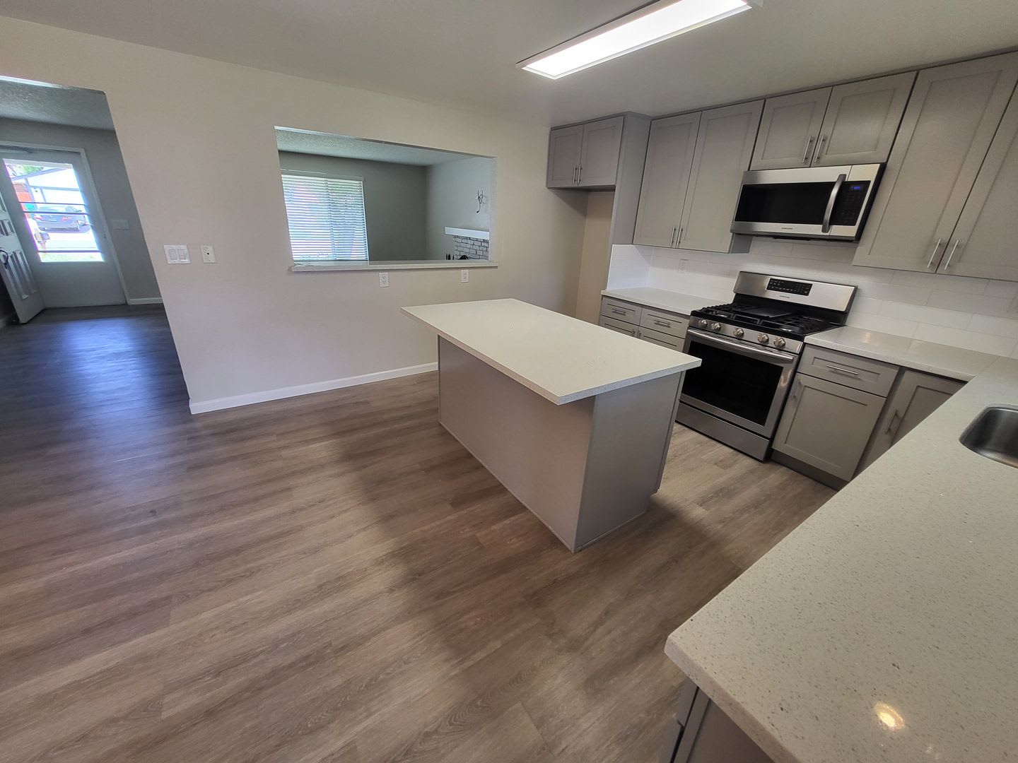 Remodeled Spacious 2621 Woodcrest Ln Carson City Nv – photo 4