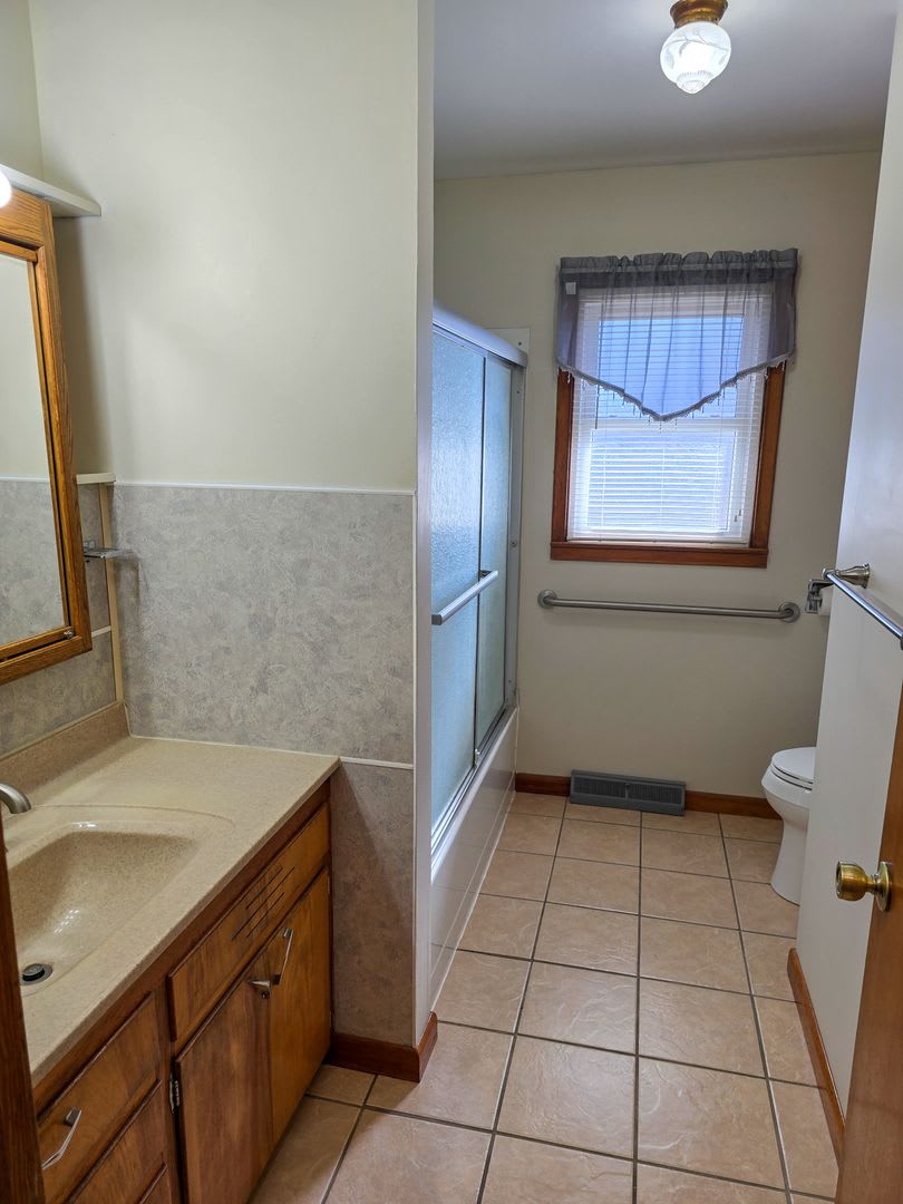 1605 Grand Ave – photo 5