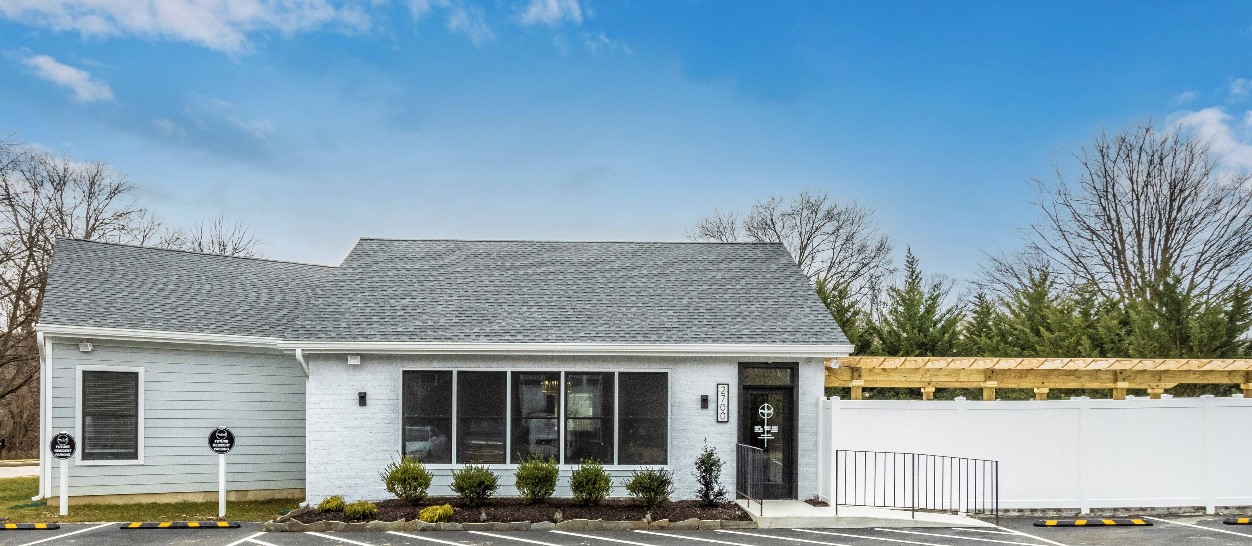 209 at Pickwick Apartments – photo 2