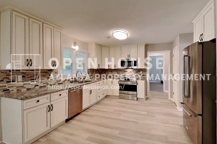 2610 Loring Road Northwest – photo 5