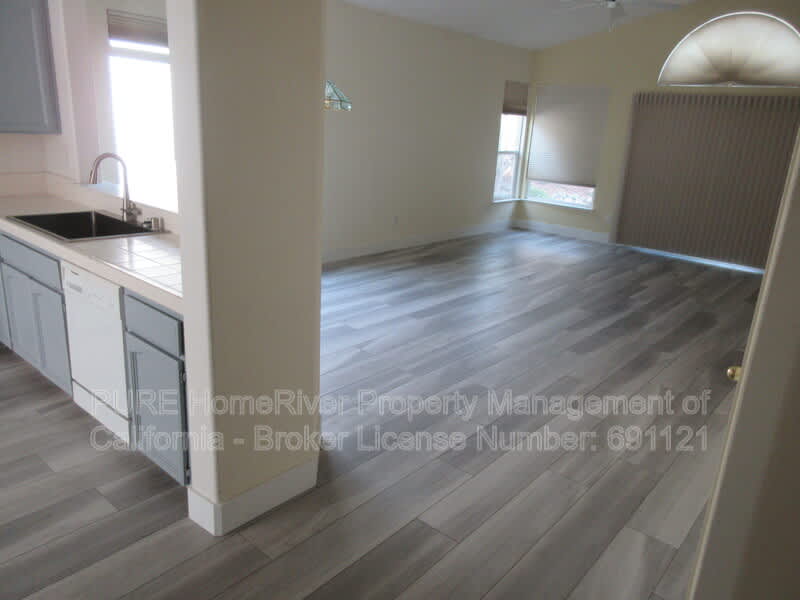 121 Gilded Rock Cir – photo 3