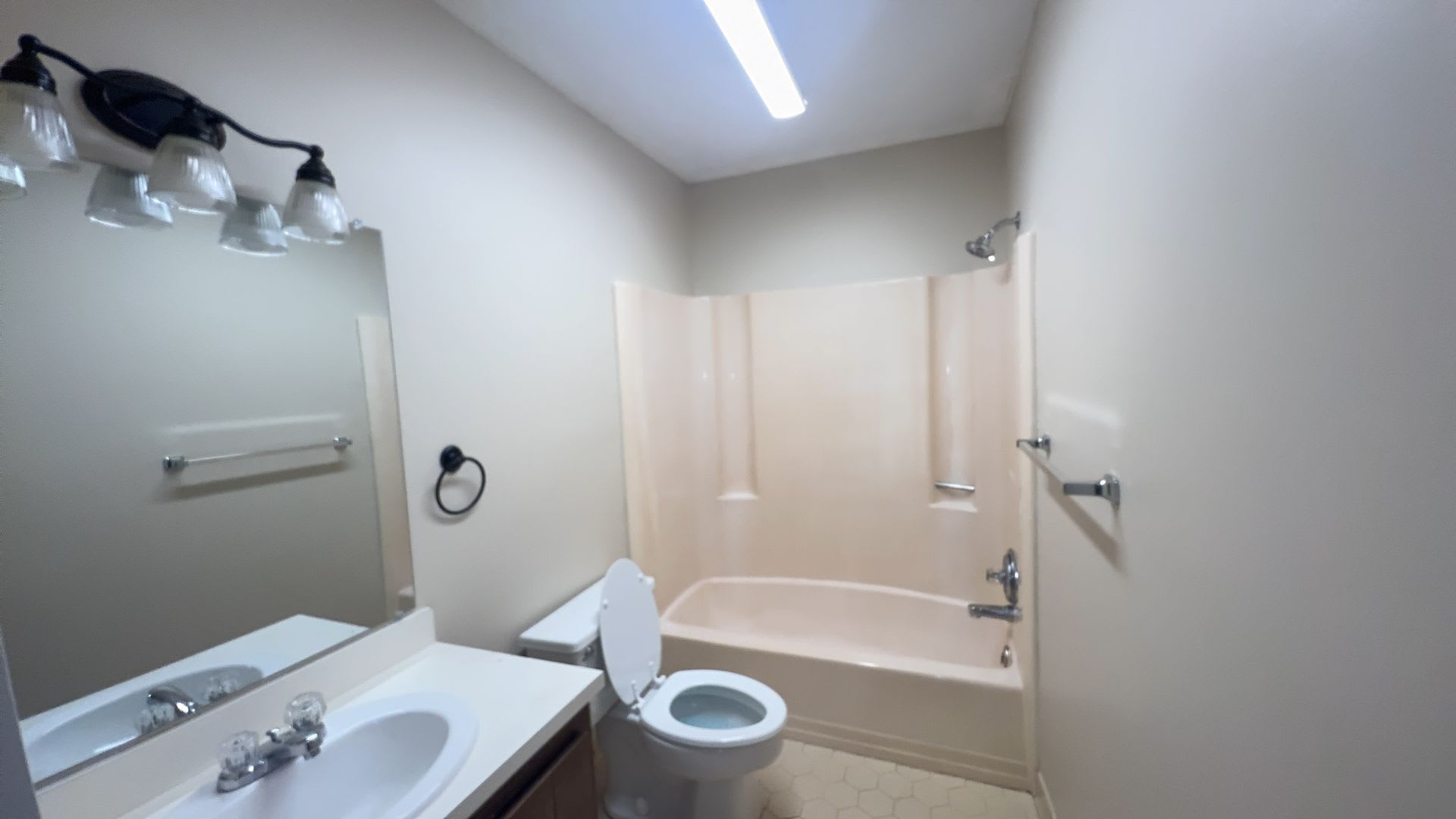 706 Ave D West Point GA 31833 – photo 5
