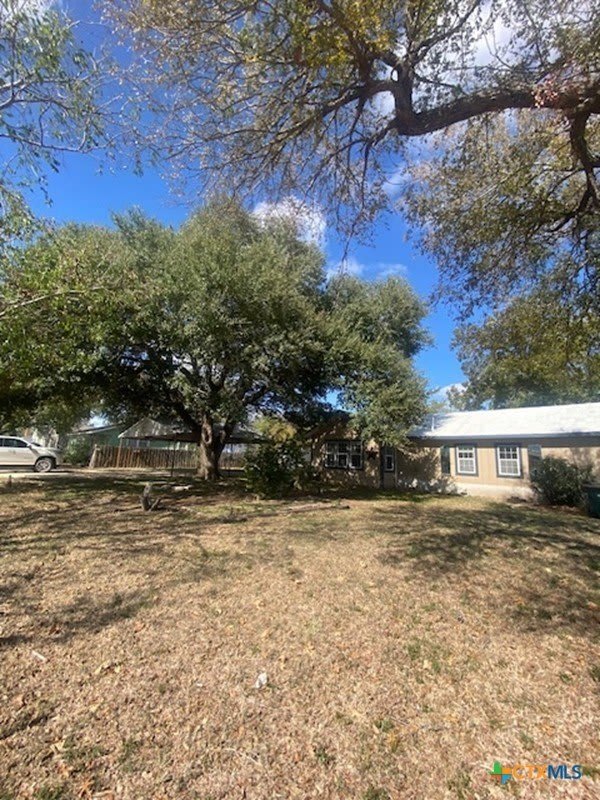 214 S Hackberry Avenue – photo 4
