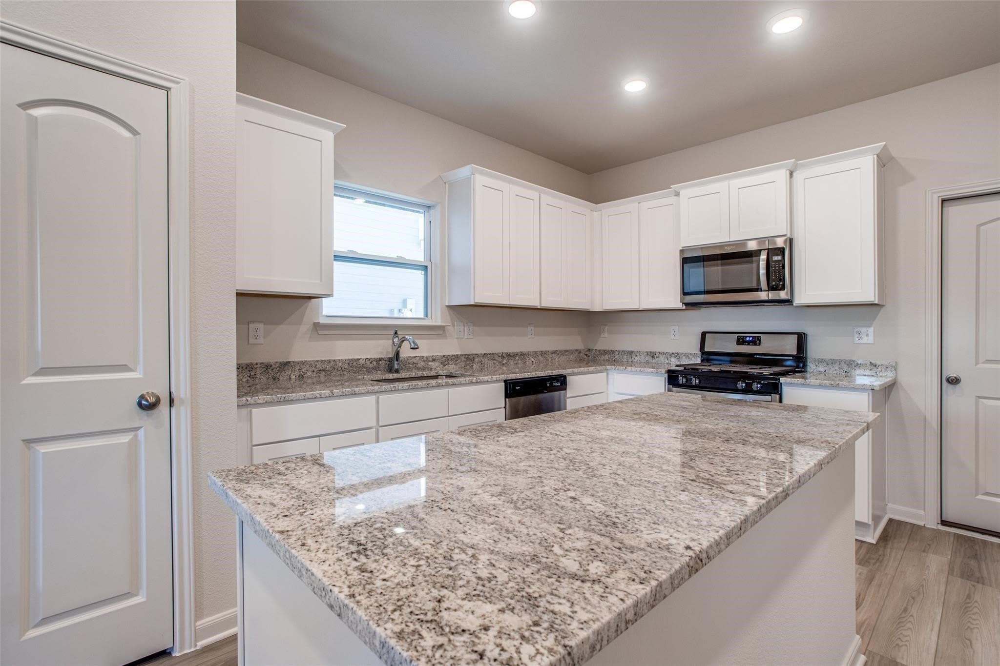 308 Stone Court – photo 5