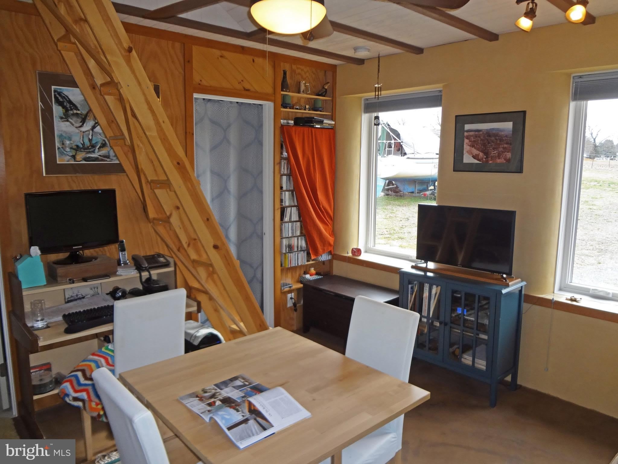 309 WINDSOR Avenue – photo 5
