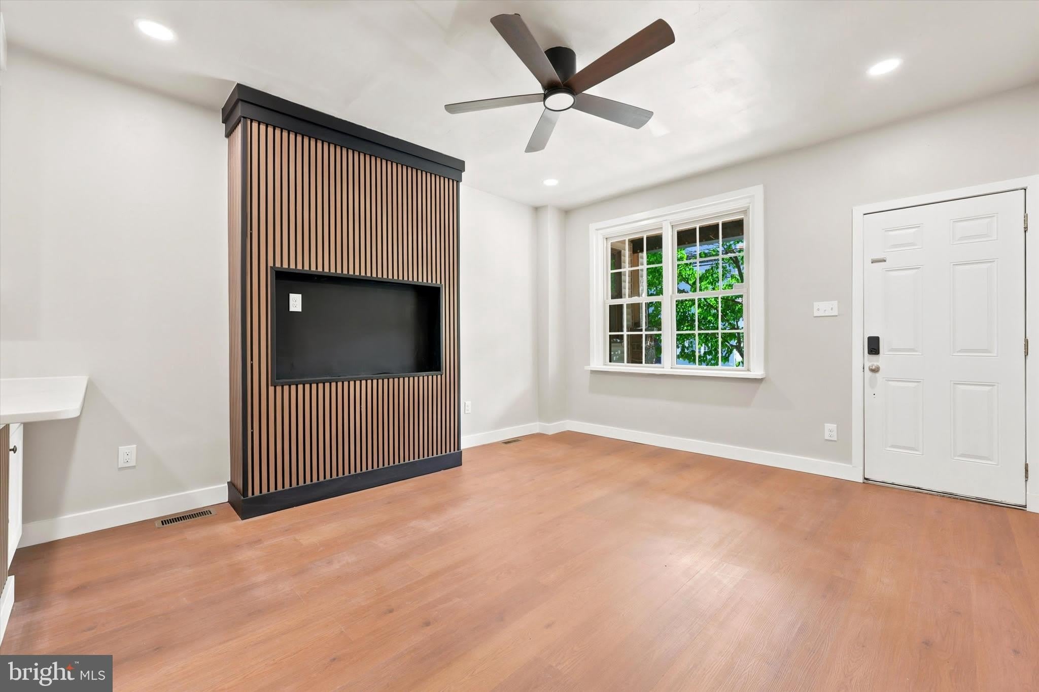4795 SILVERWOOD Street – photo 5