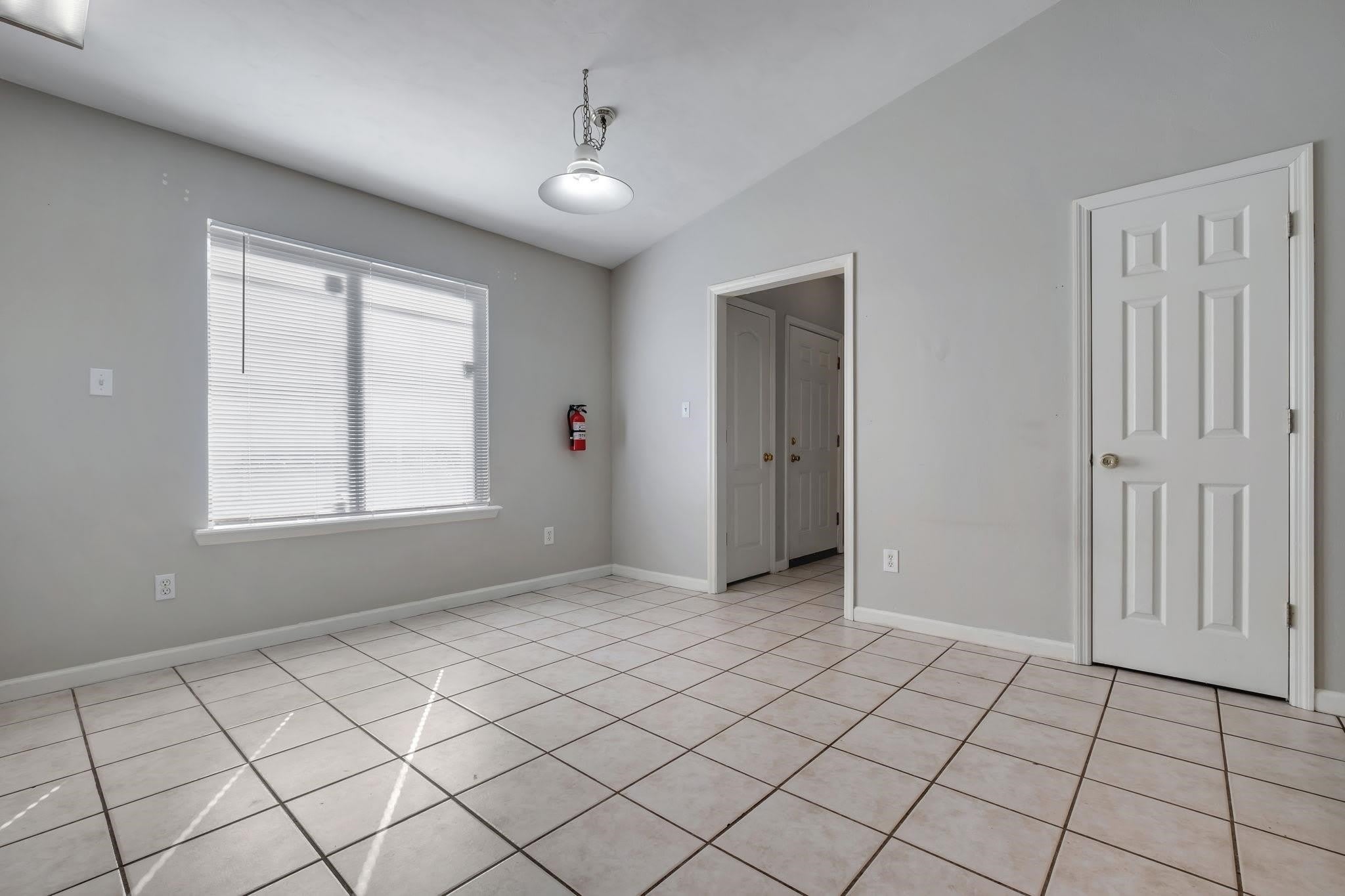 712 W Brevard Street – photo 5