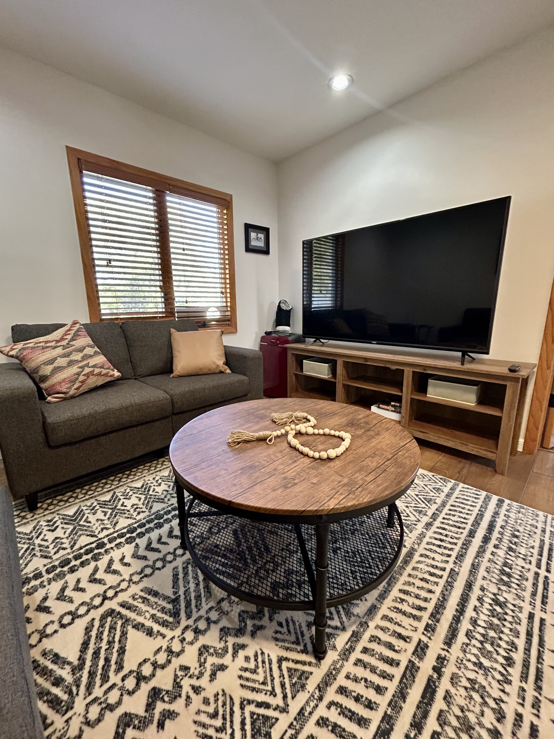301 1st Ave N – photo 5