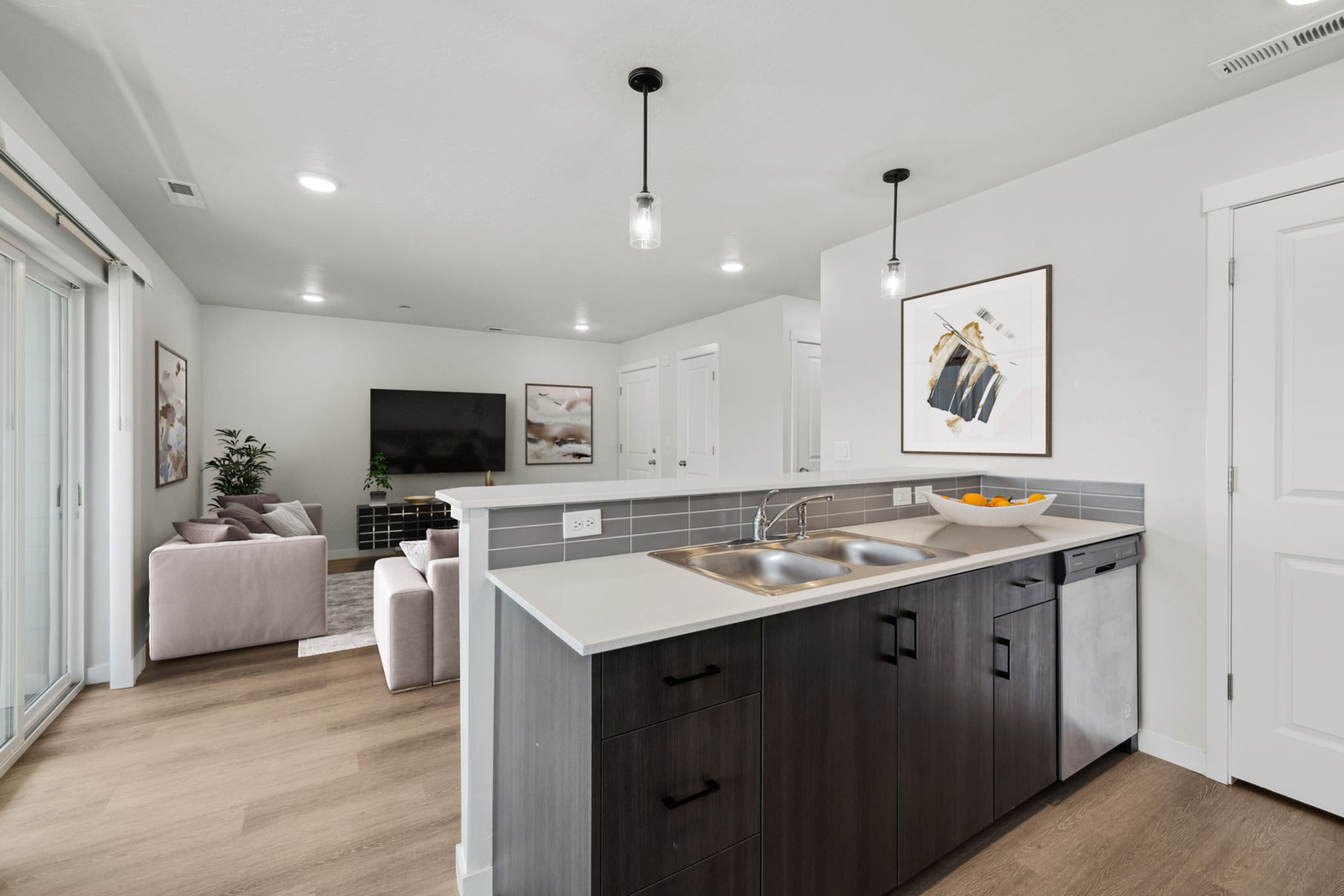 Breckenridge Apartments – photo 3