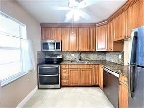 7300 NW 5th Court – photo 5