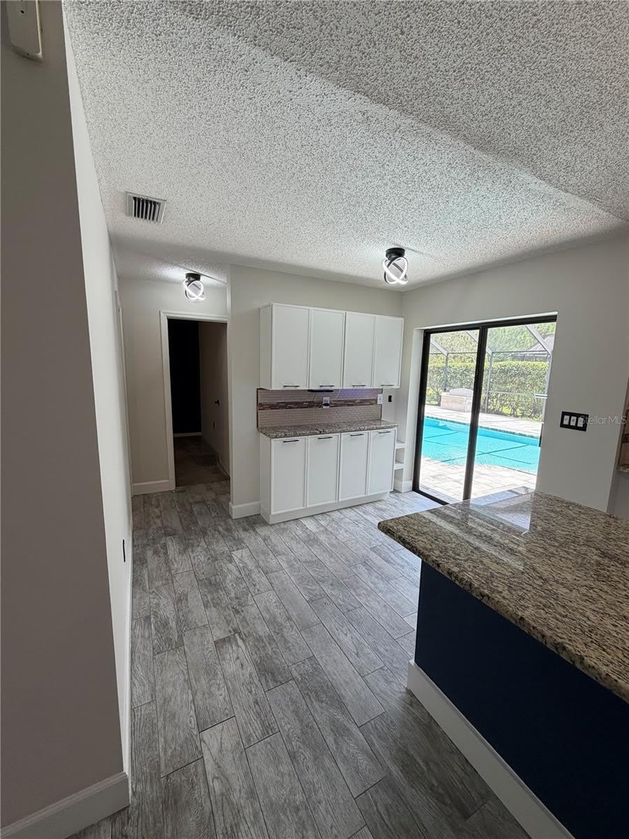 3221 OAKWOOD Place – photo 4