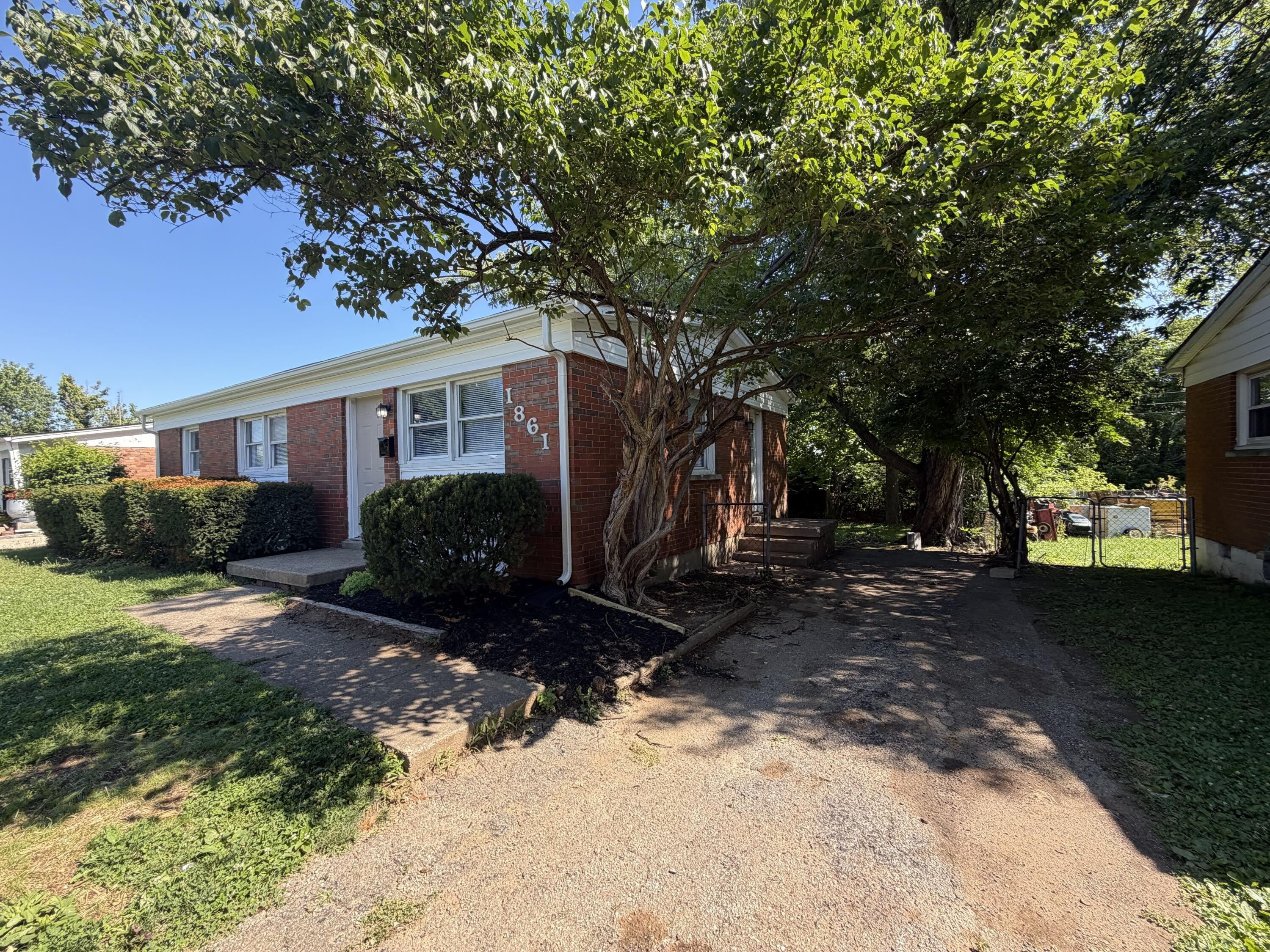 1861 Dunkirk Drive – photo 3