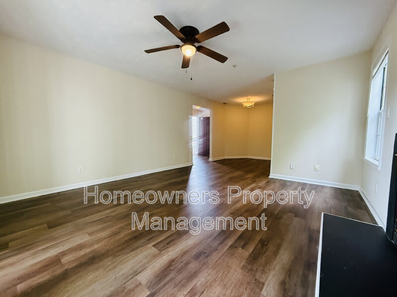 349-5 Waterdown Dr – photo 5