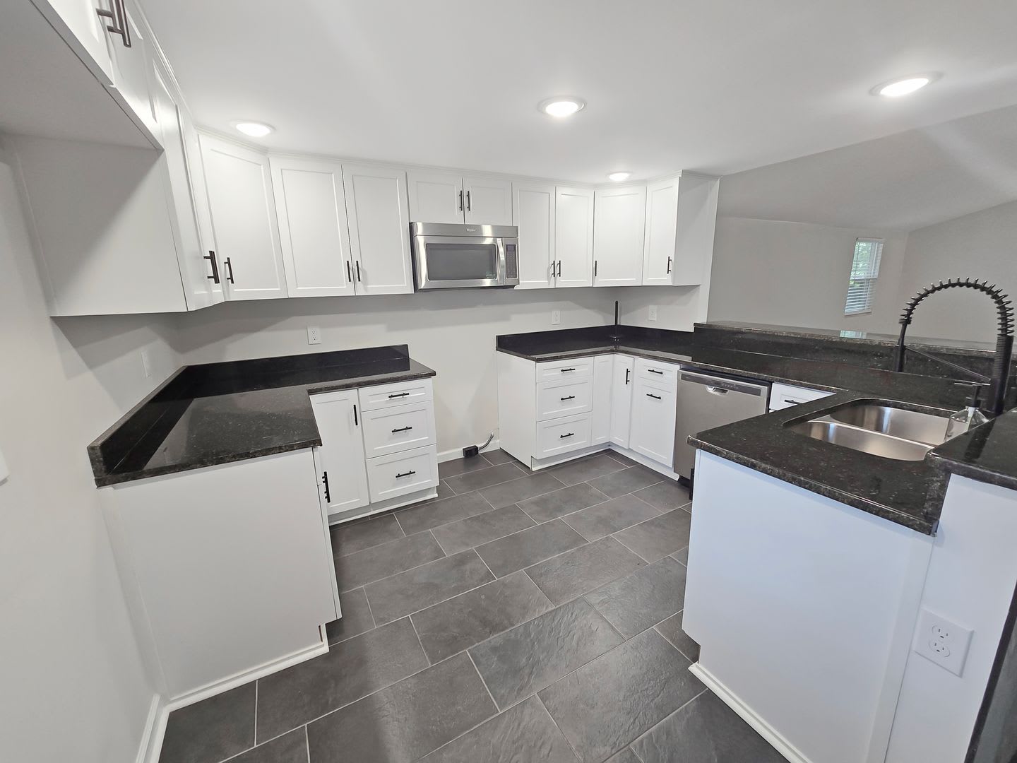 COMPLETELY RENOVATED 4 Bedroom/2 Bath Harvest/Monrovia Area – photo 3