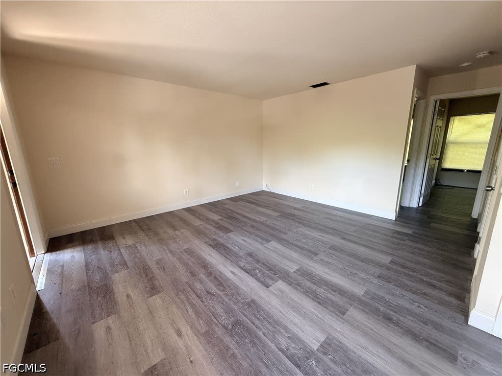 3555 Seminole Avenue – photo 4