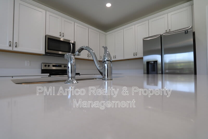 10914 Quickwater Ct – photo 4