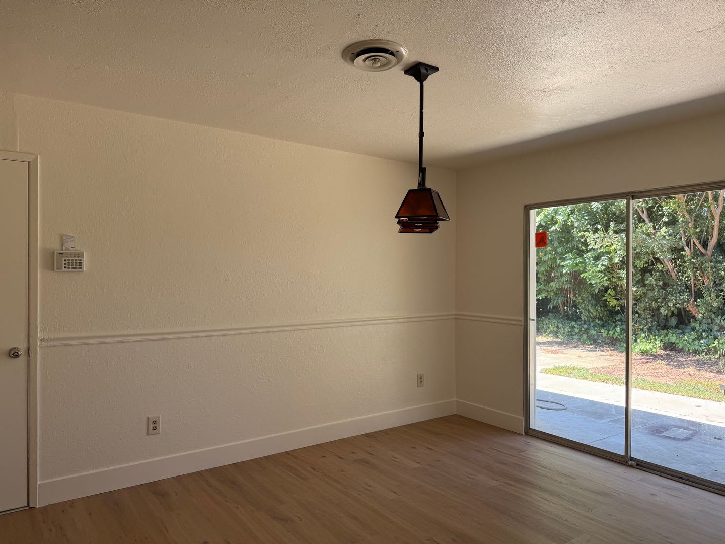 Beautifully Renovated 3 Bed 2 Bath – photo 5