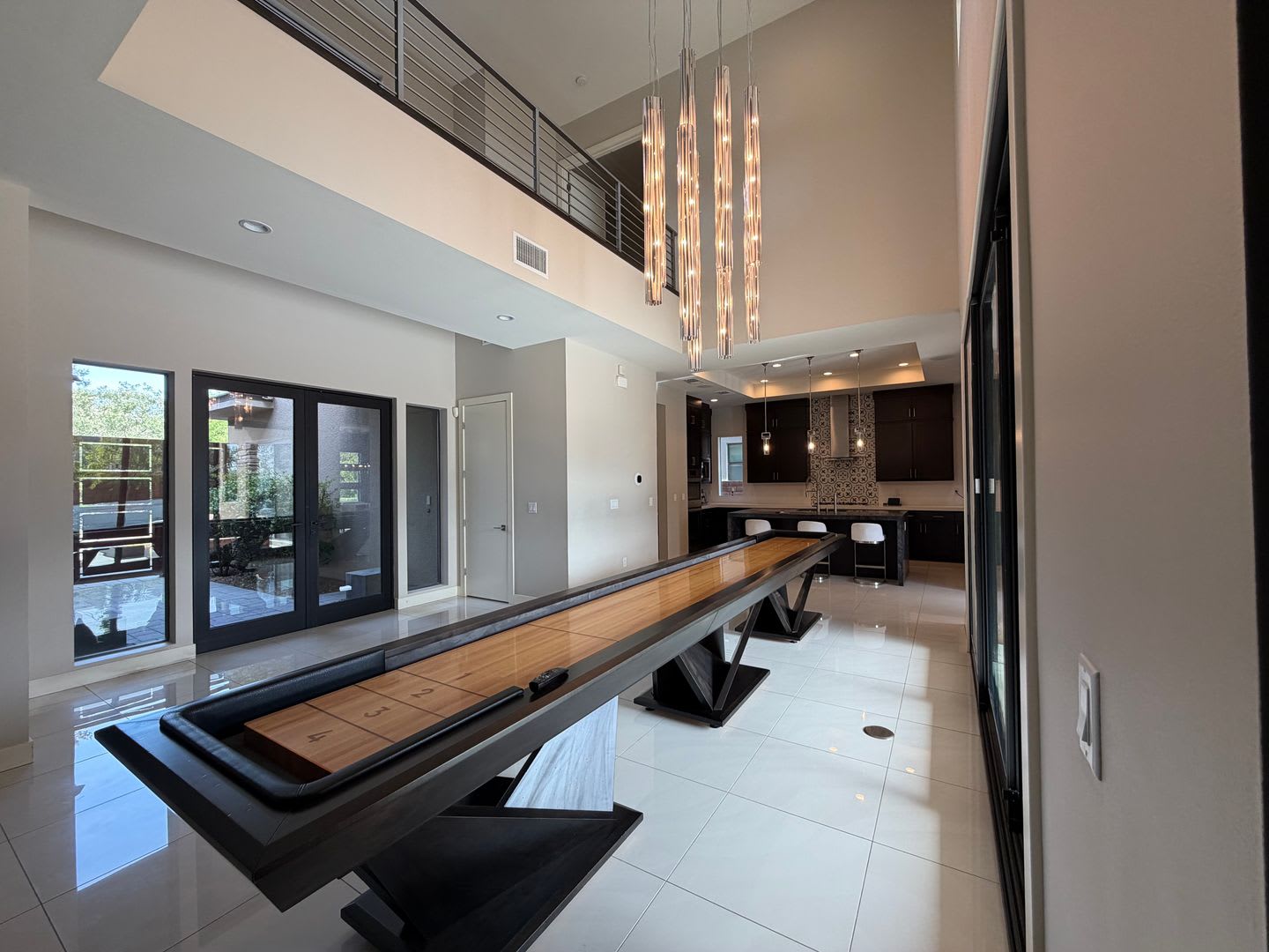 4 Bed, 4.5 Bath Summerlin Home in The Ridges with Resort-Style Backyard – photo 3