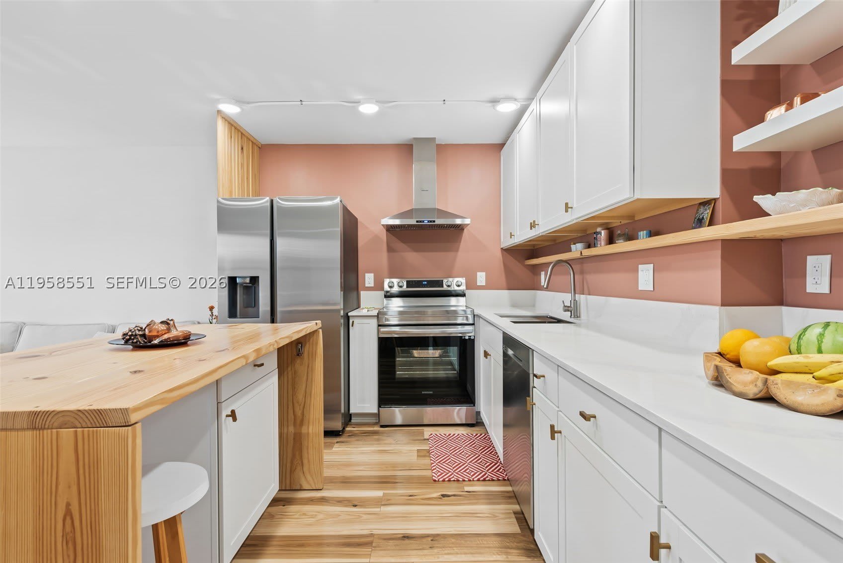 2130 Cambridge F – photo 2