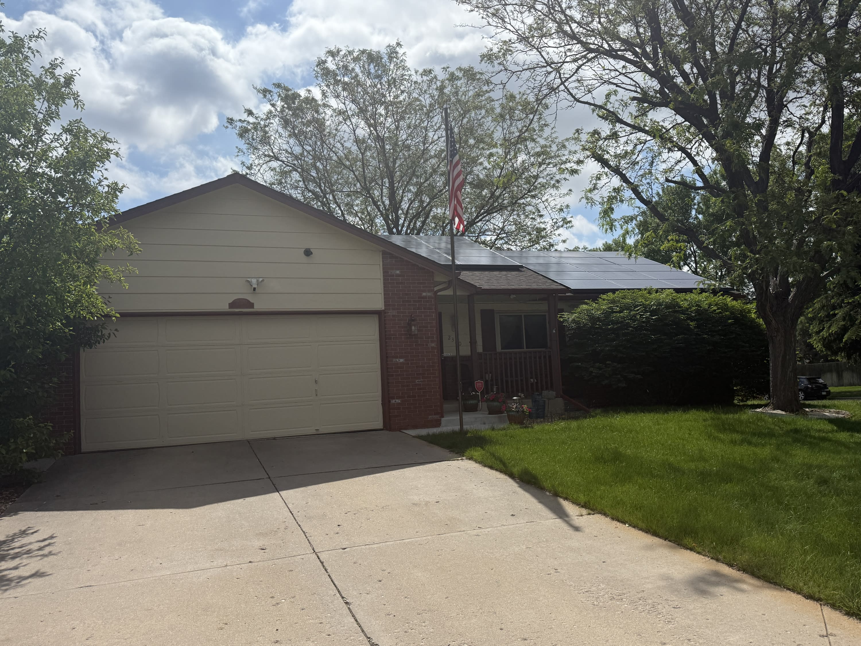 2320 43rd Avenue Court – photo 1