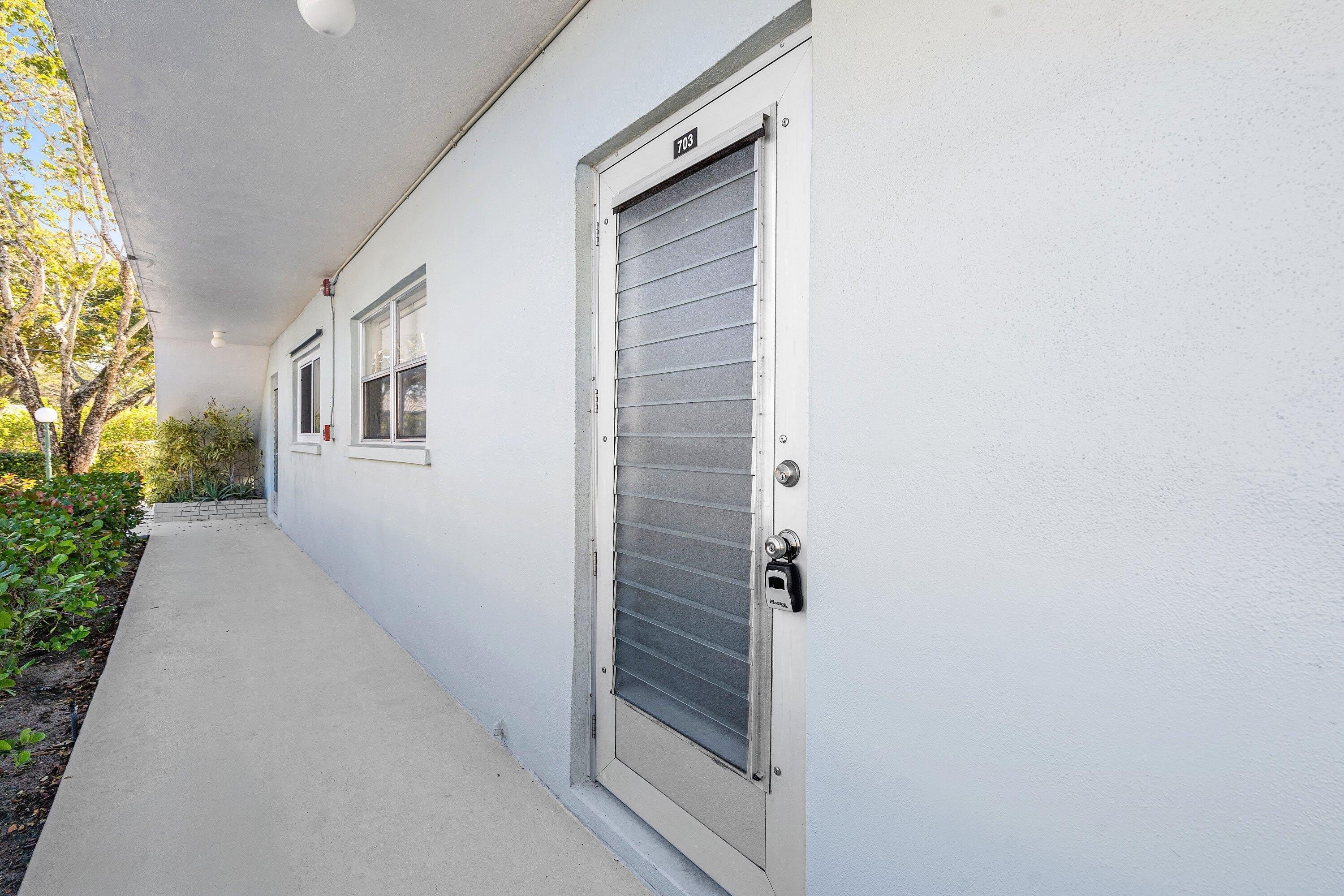 2440 SW 22nd Avenue – photo 4