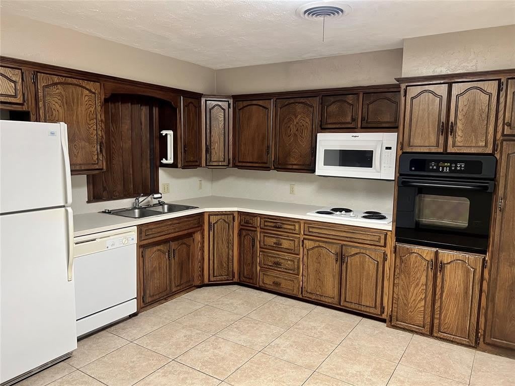 1344 Meadow Lane – photo 4