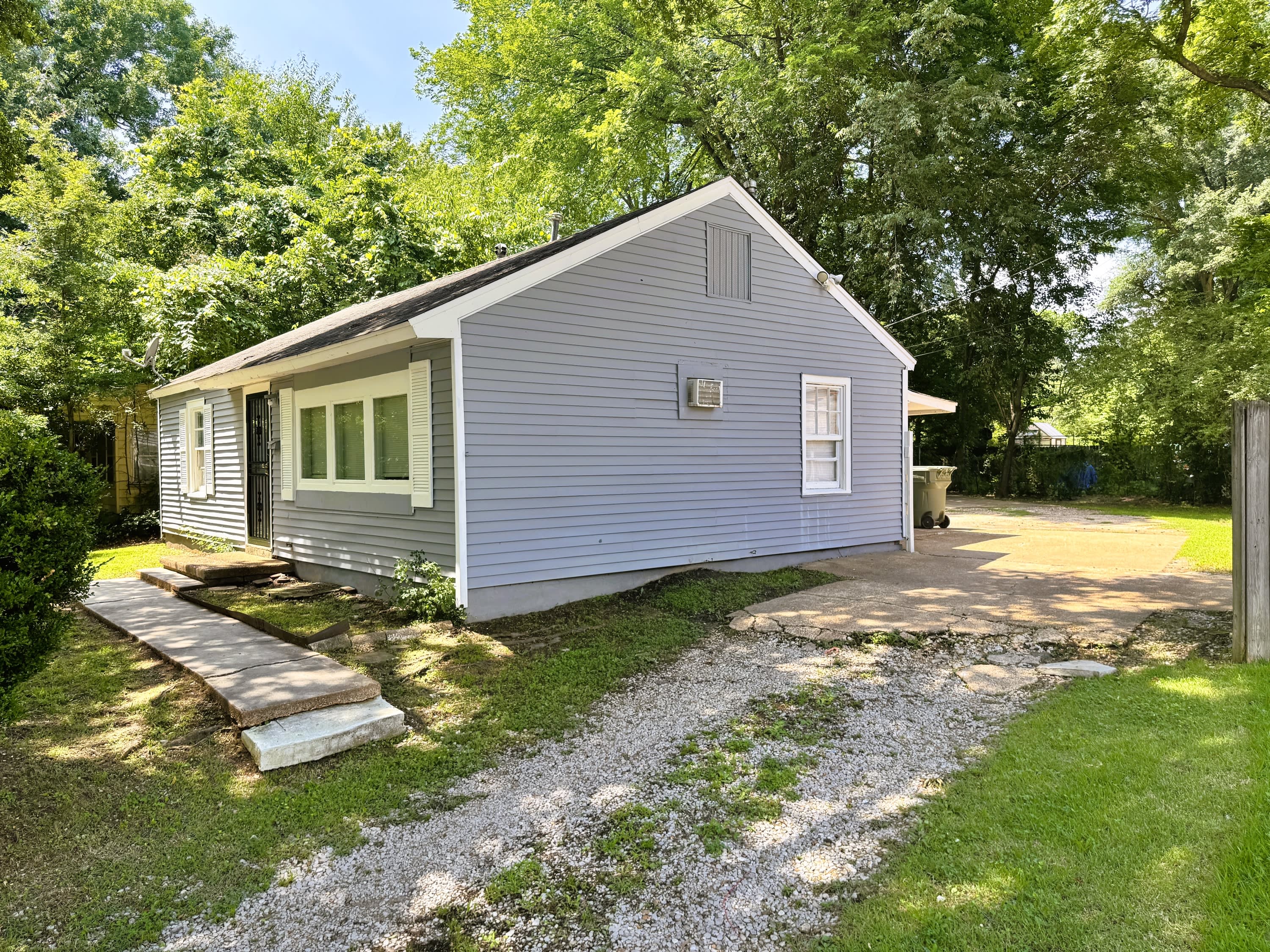 4374 Deborah Avenue – photo 2