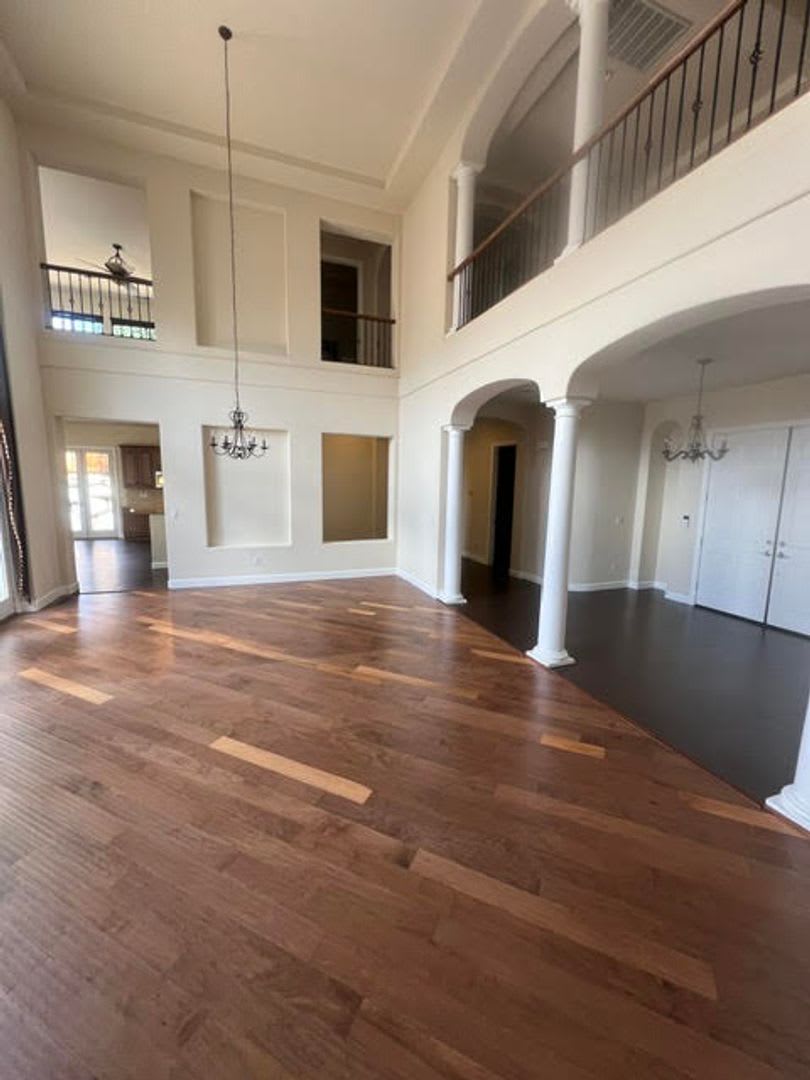 Gated Home in Somersett – photo 5