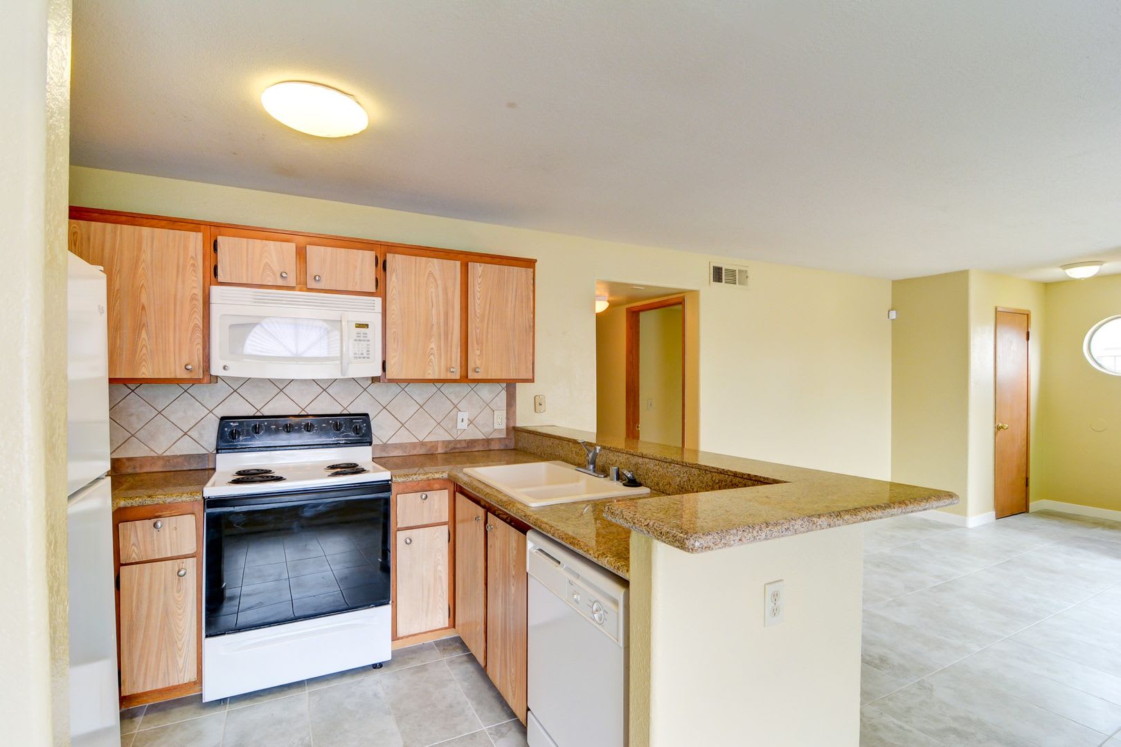 2980 Juniper Hills Boulevard Unit#201, Las Vegas, Nevada 89142 – photo 2