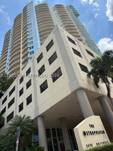 2475 Brickell Ave – photo 2