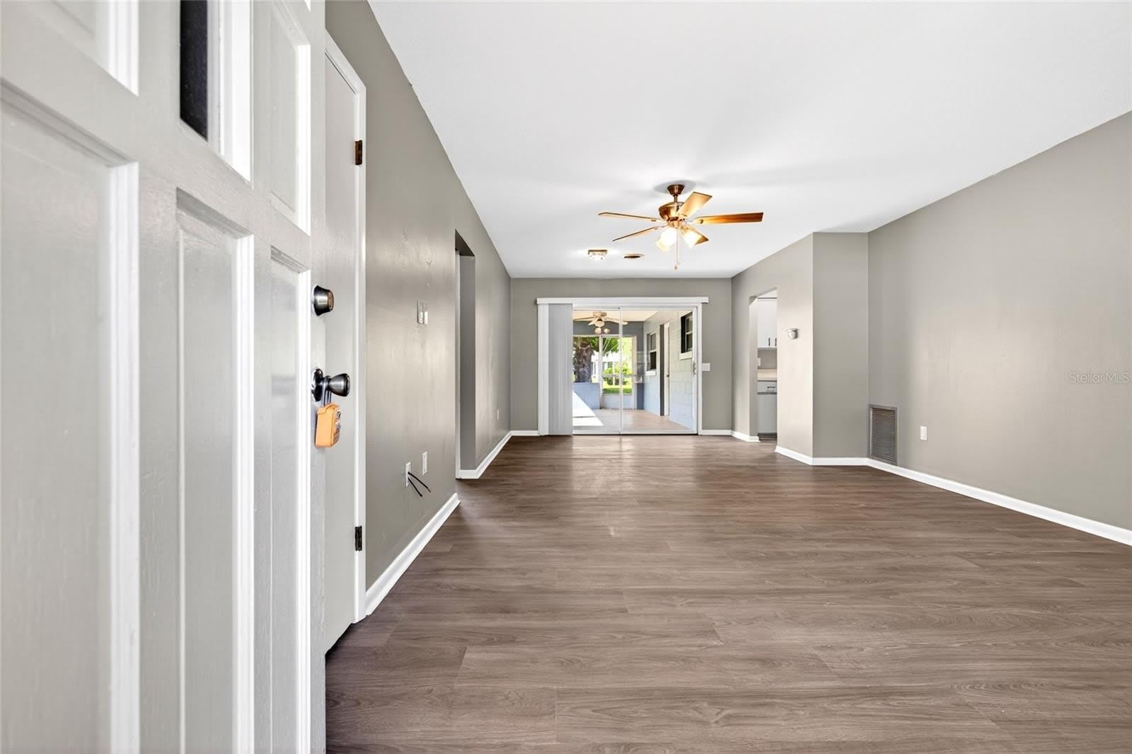 3423 SW 27TH Street – photo 4