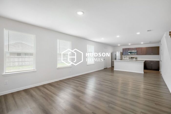 106 Kainos Street – photo 2