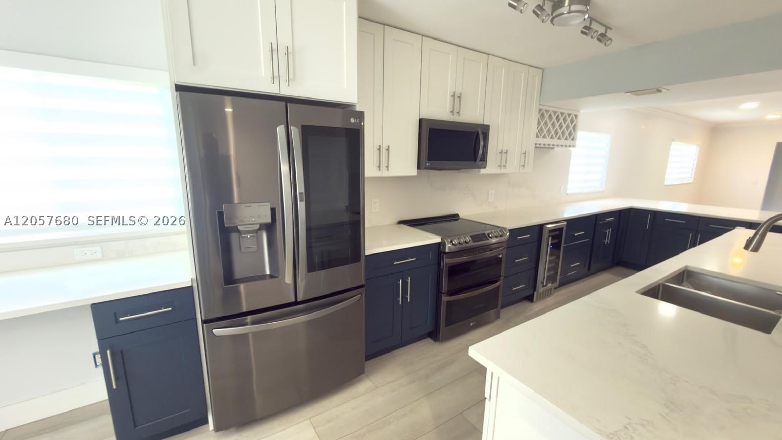 1101 SW 128th Ter – photo 4