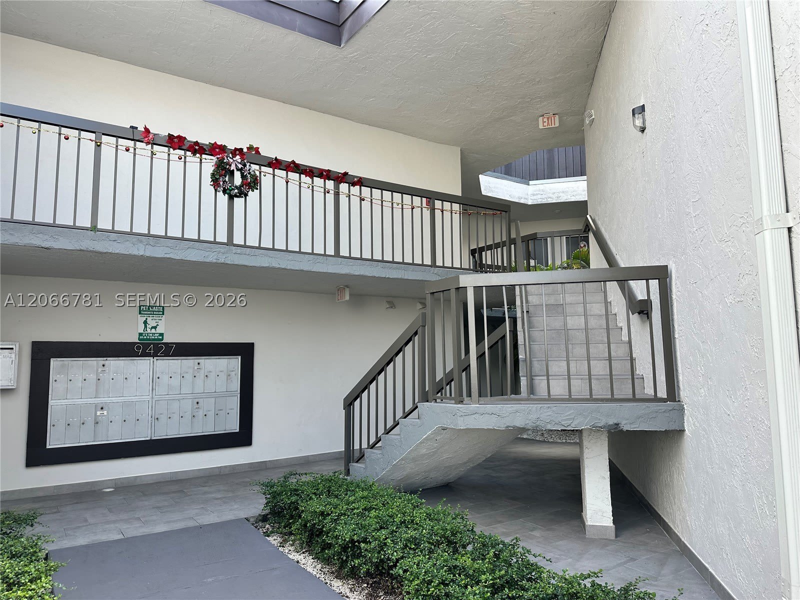 9427 Fontainebleau Blvd – photo 5