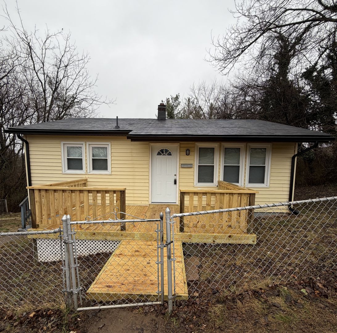 1810 Laurel Street – photo 1
