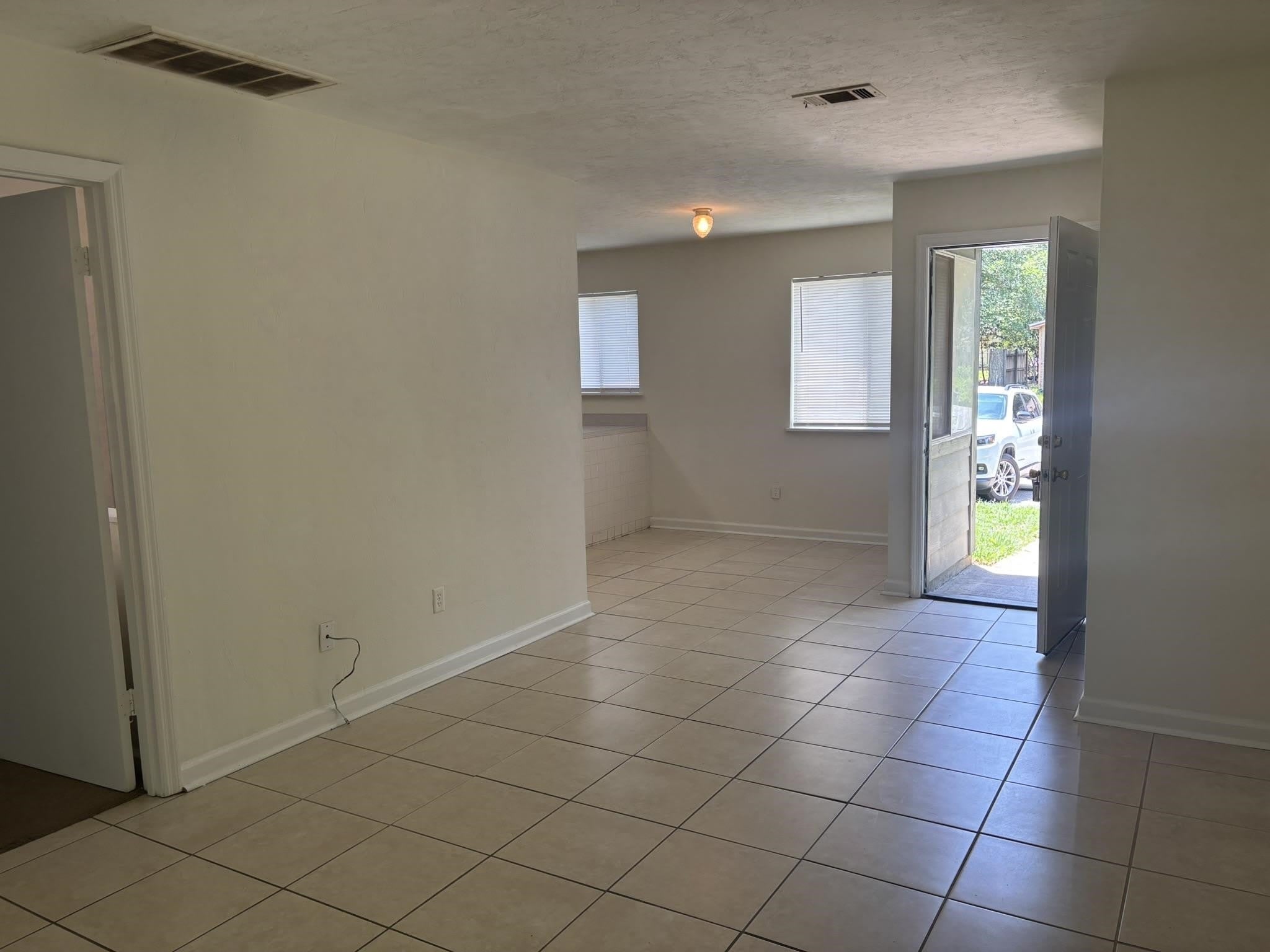 6169 Greenon Lane – photo 4