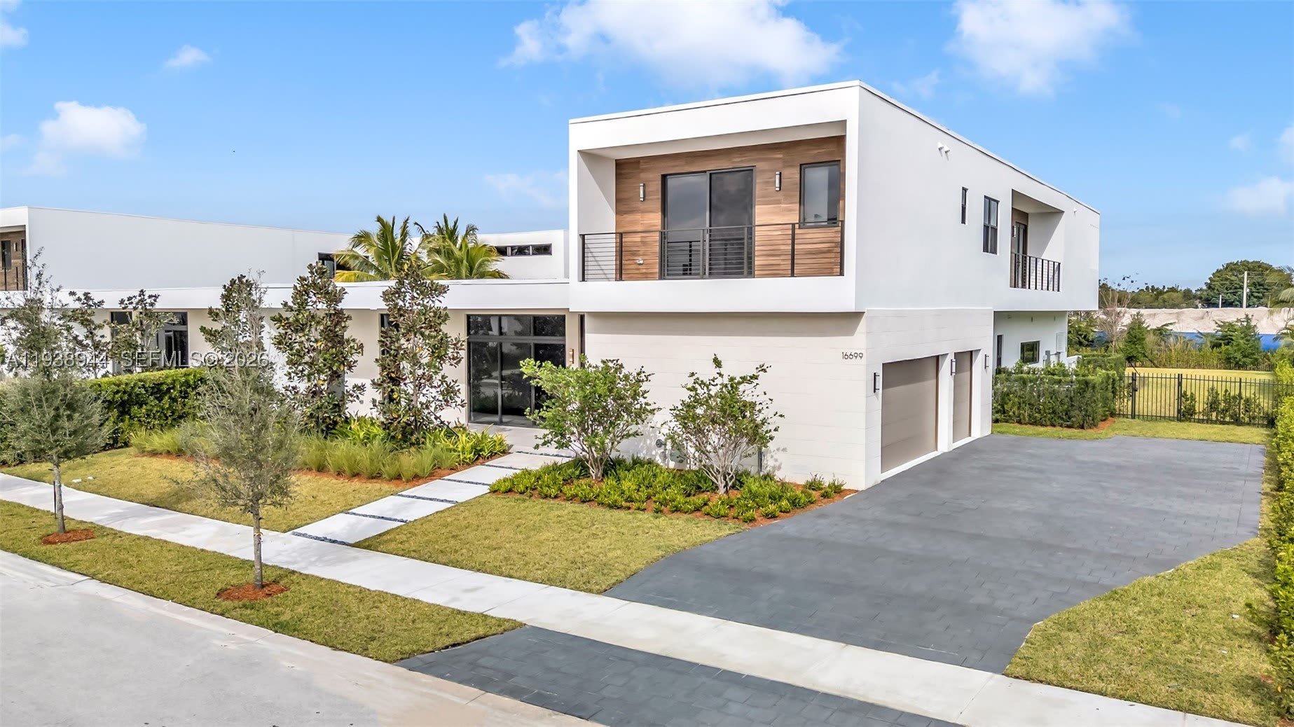 16699 Botaniko Dr N – photo 4
