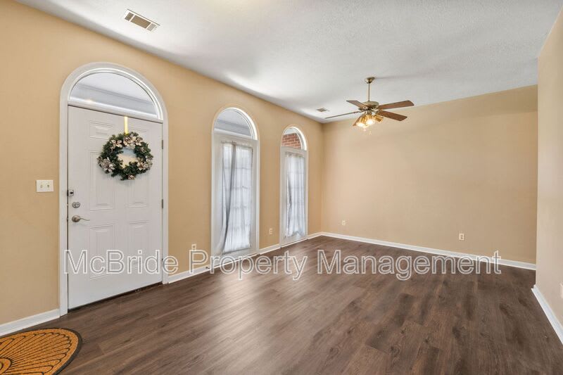 928 Hunting Horn Way – photo 4