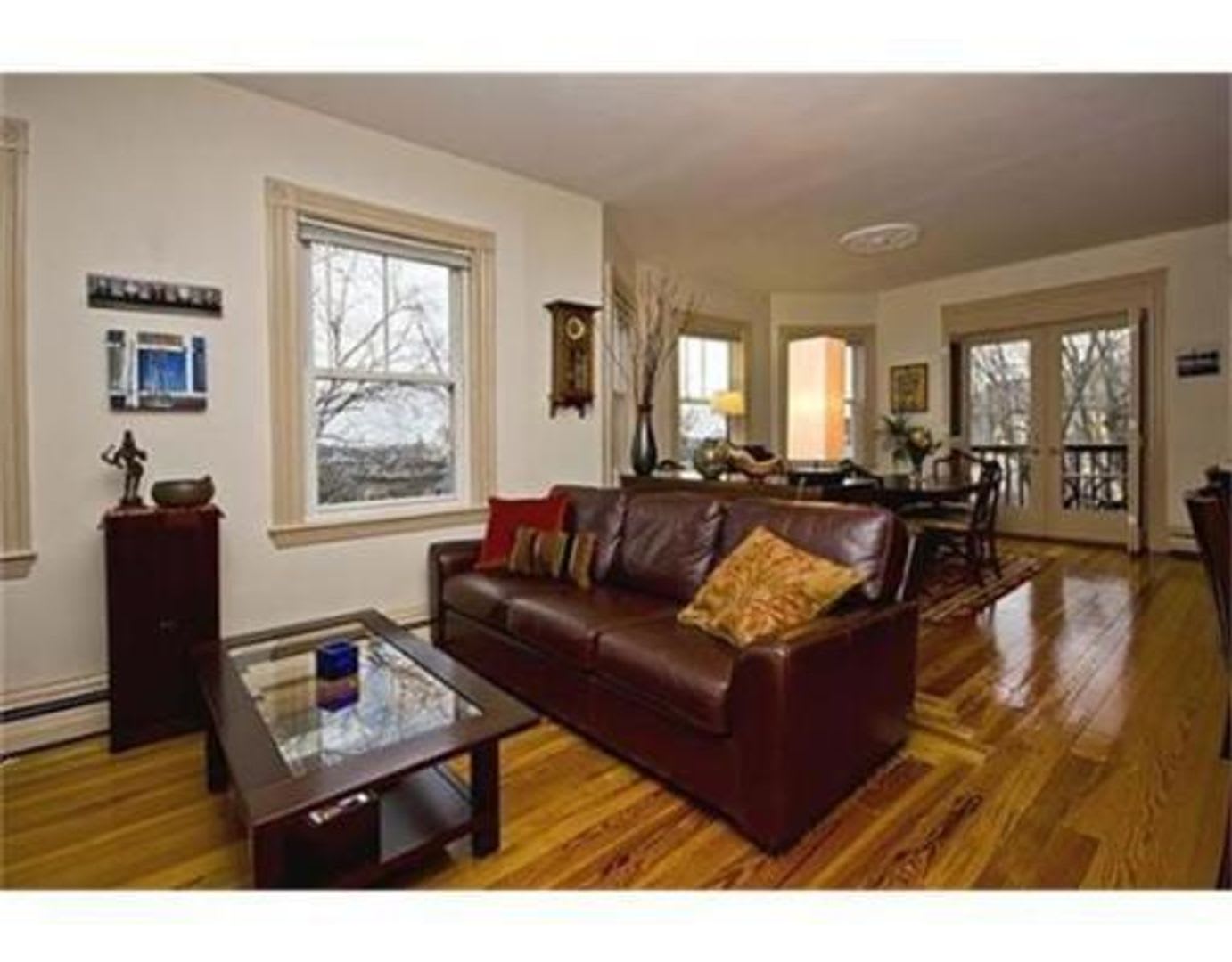 Mission Hill 3 Bed – photo 3