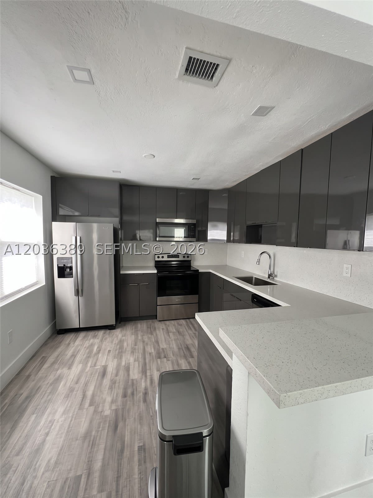 2847 Polk St – photo 4