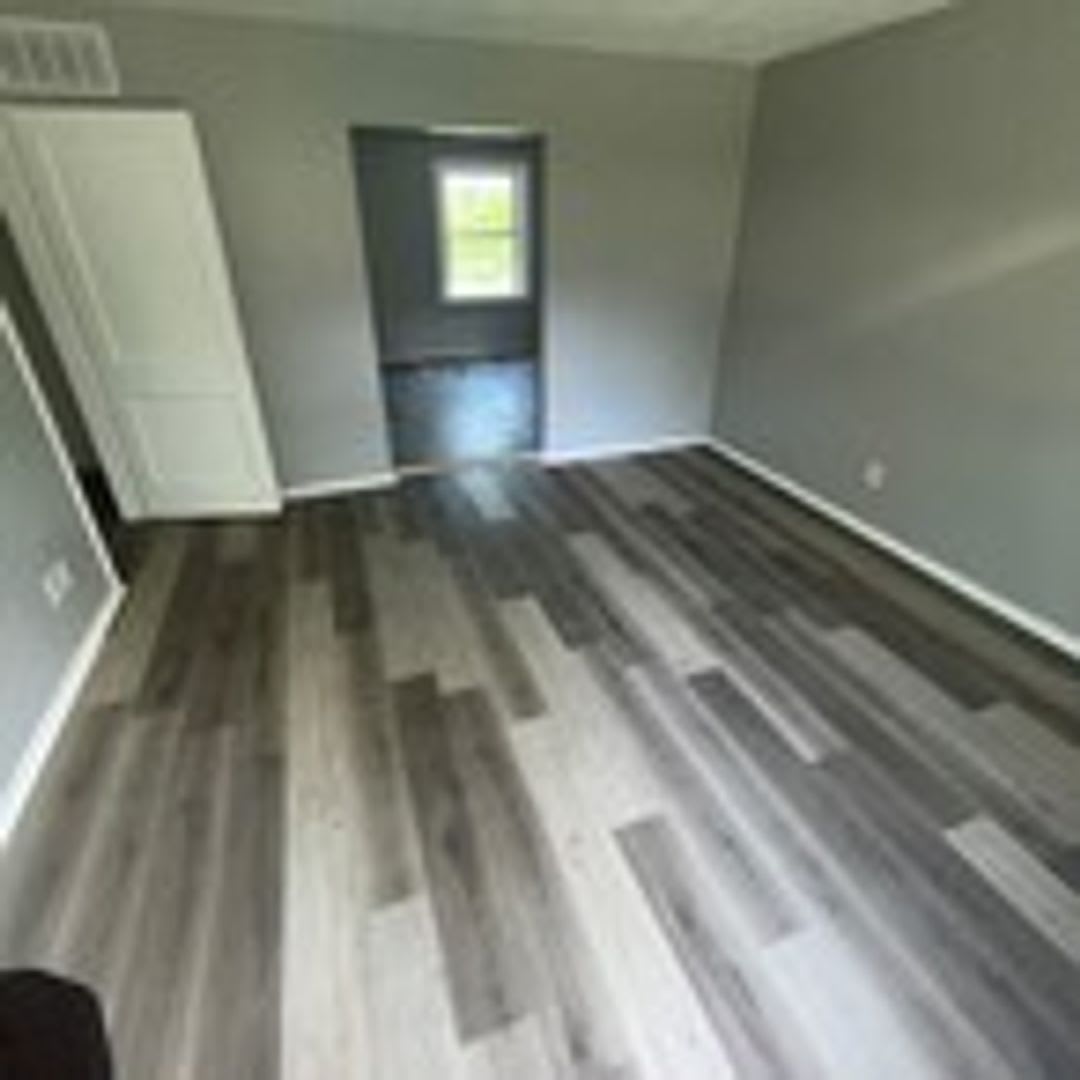 912 N Central Dr – photo 2