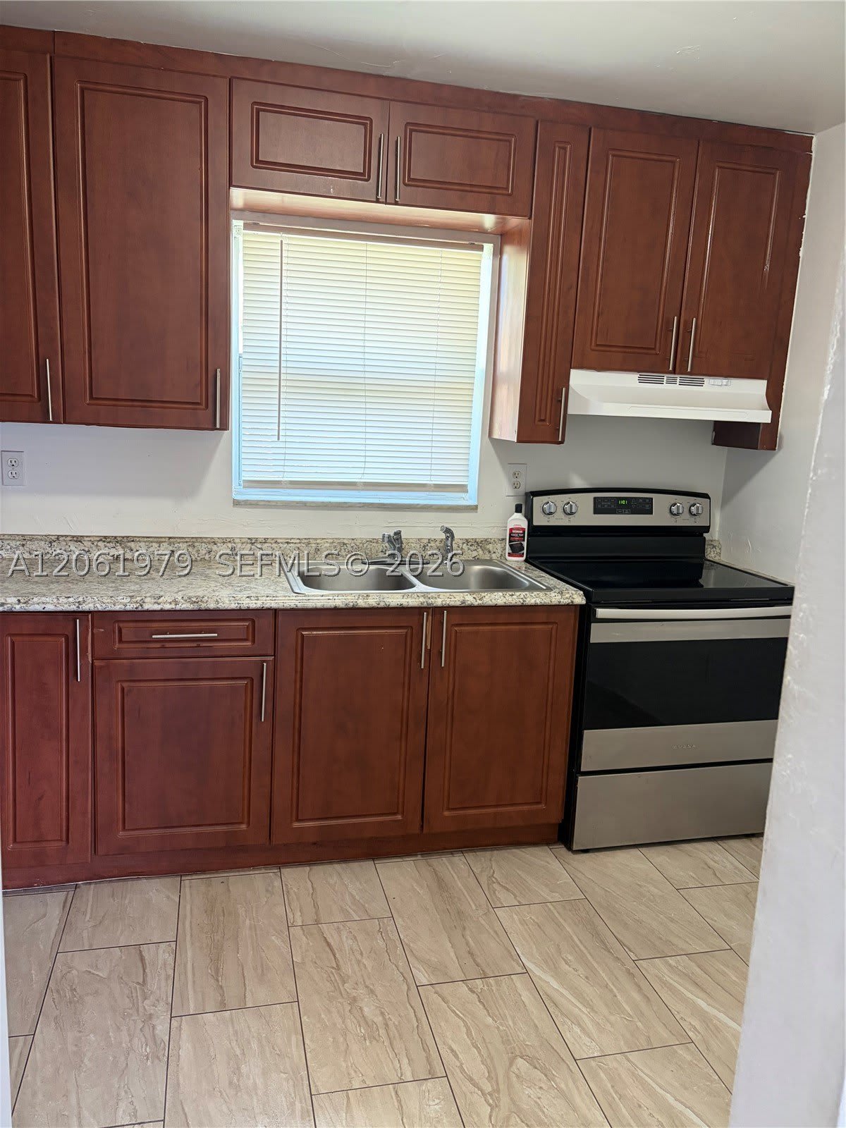 1440 SW 41st Ave – photo 1
