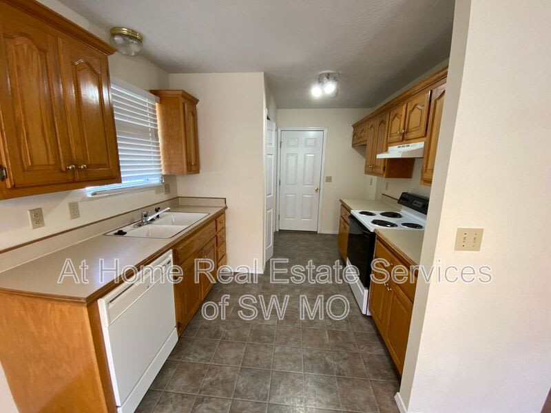 4112 W Madison – photo 5