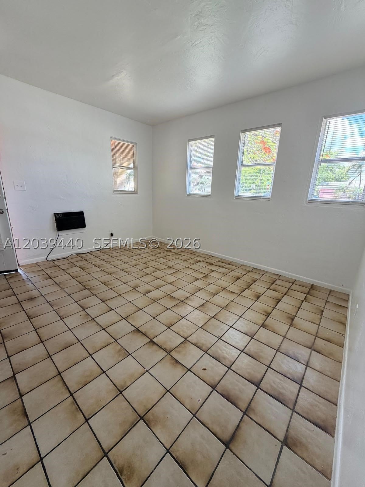 1844 Taft St – photo 2