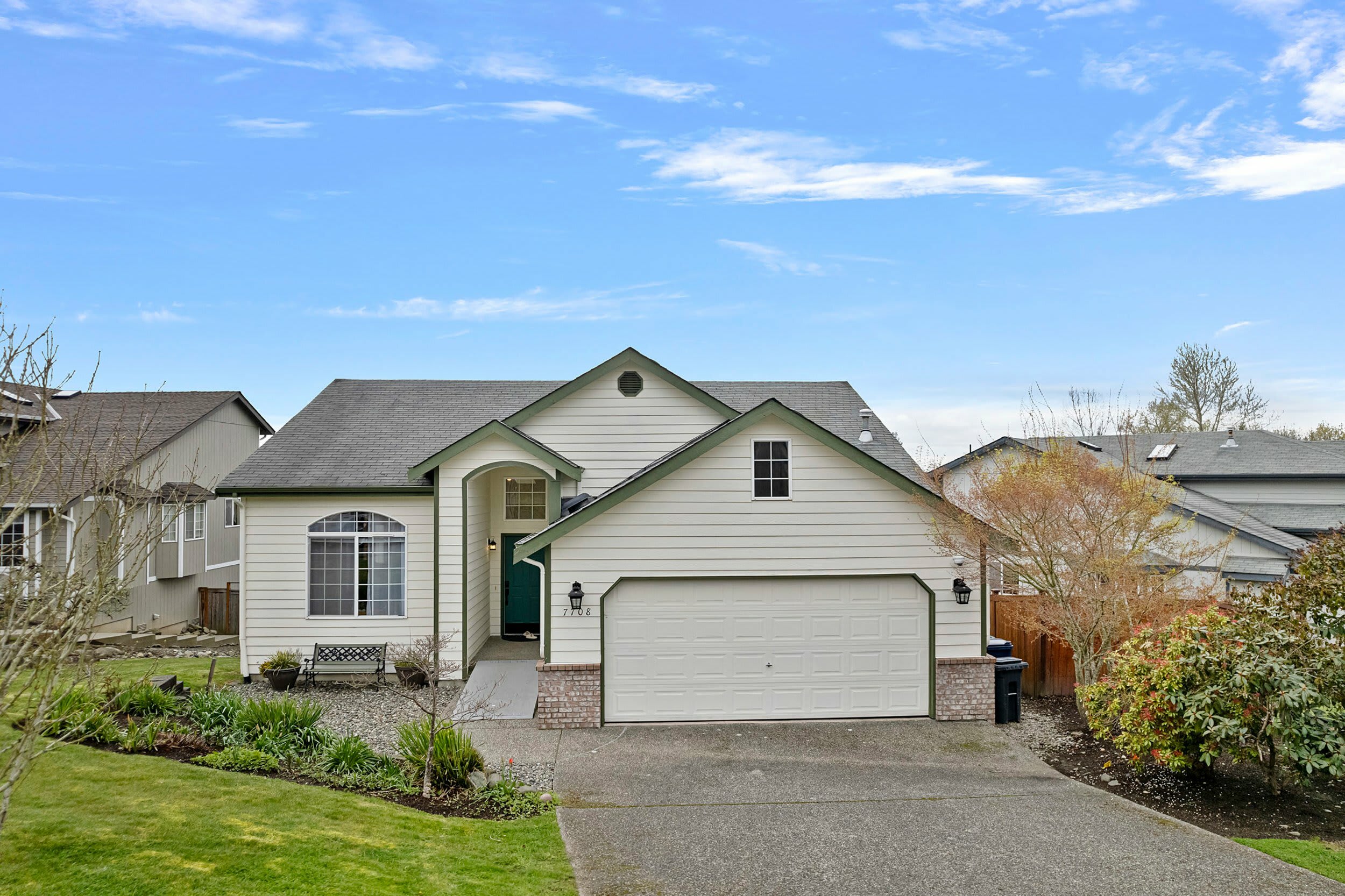 7708 81st Place Northeast – photo 1
