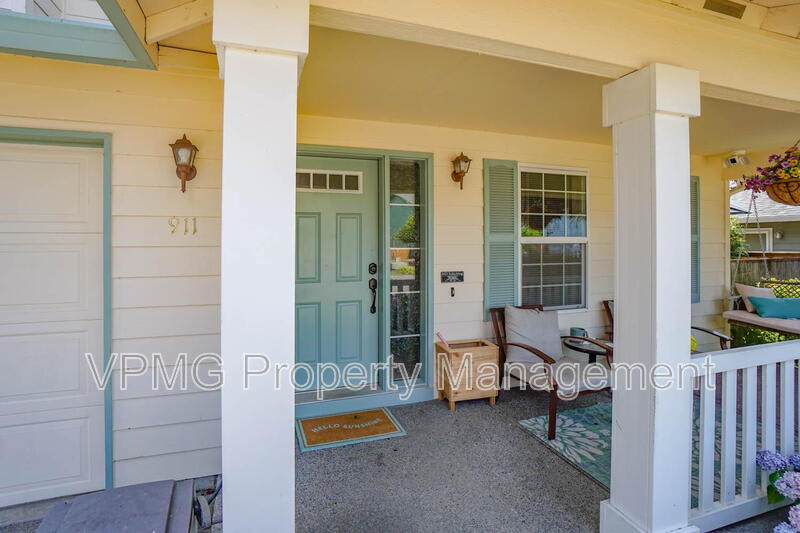 911 NW 148th St – photo 4