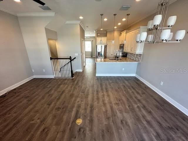 6072 MOORINGS Drive S – photo 2